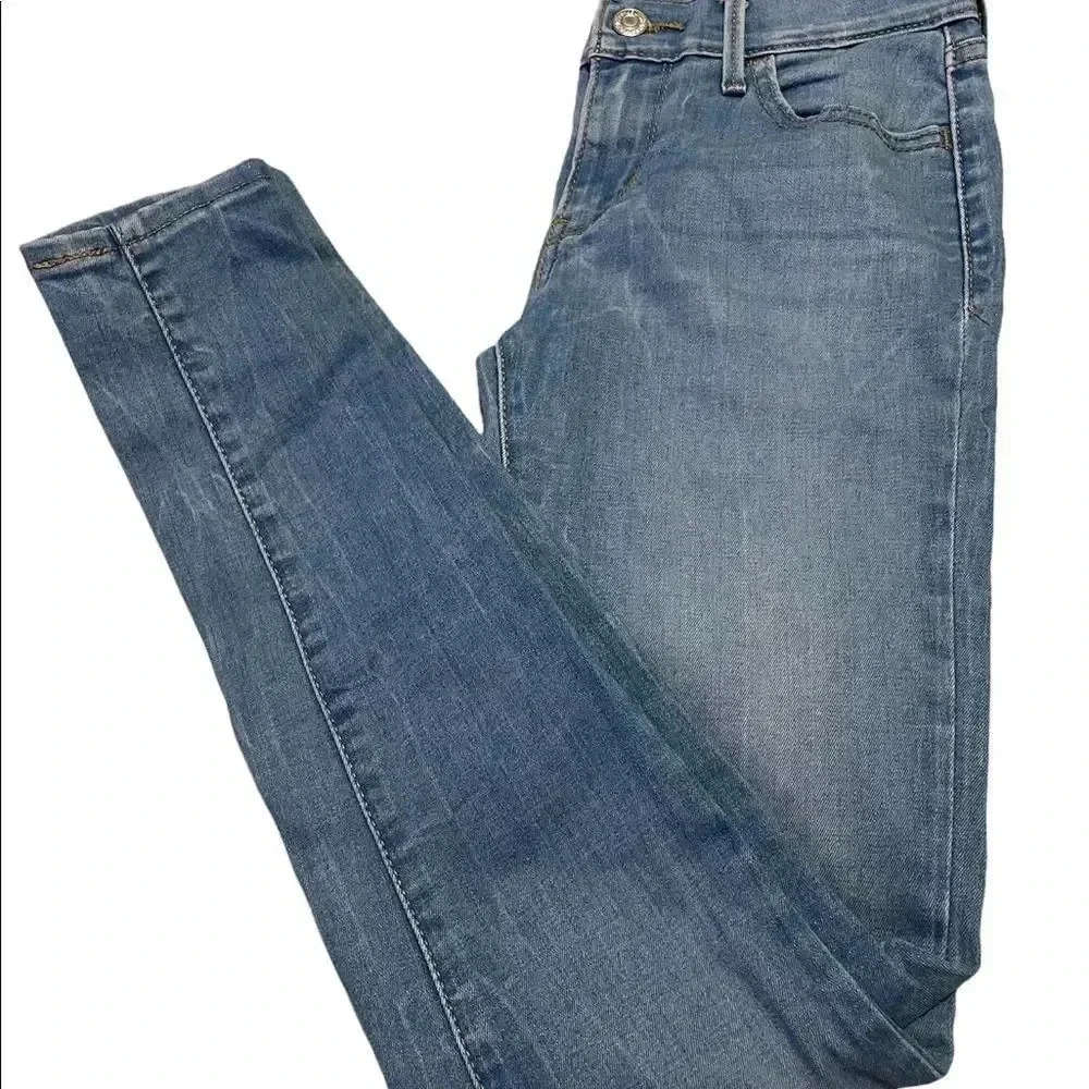 Levi’s 710 super skinny jeans size 25